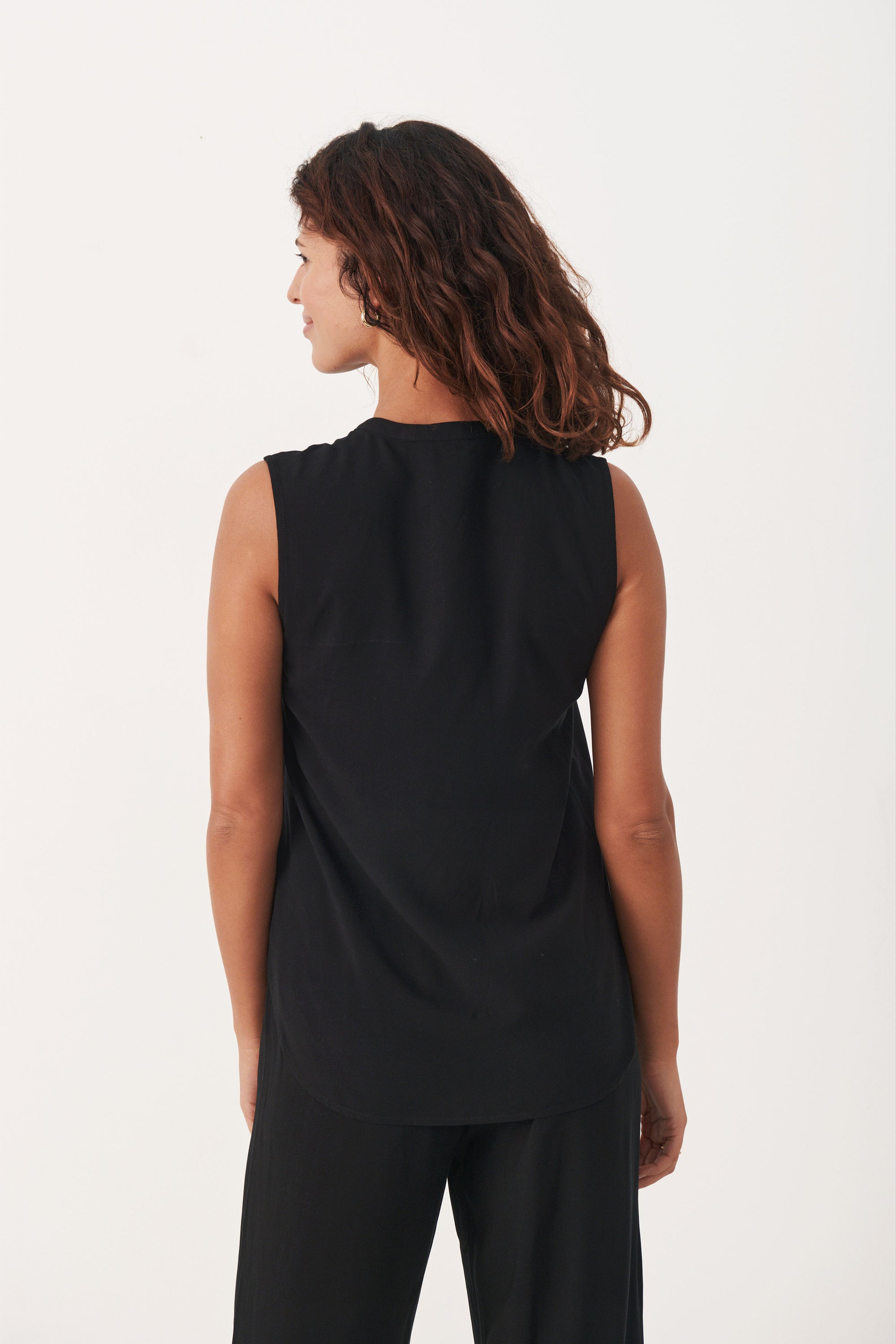 Andia top black - Part Two