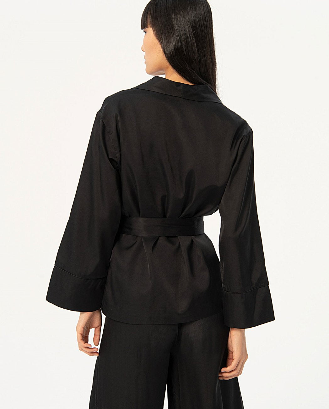 ESSA326 kimono zwart - Surkana