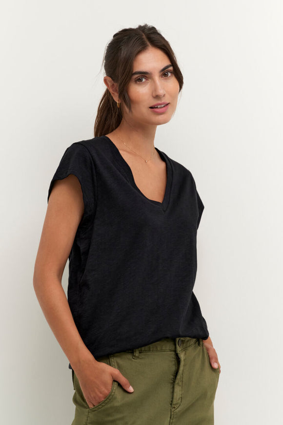 Biana t-shirt black - Culture